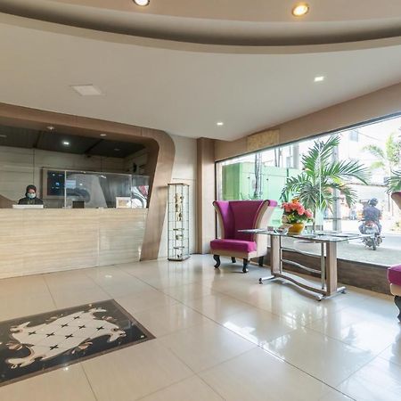 Urbanview Hotel Best Skip Palembang Luaran gambar