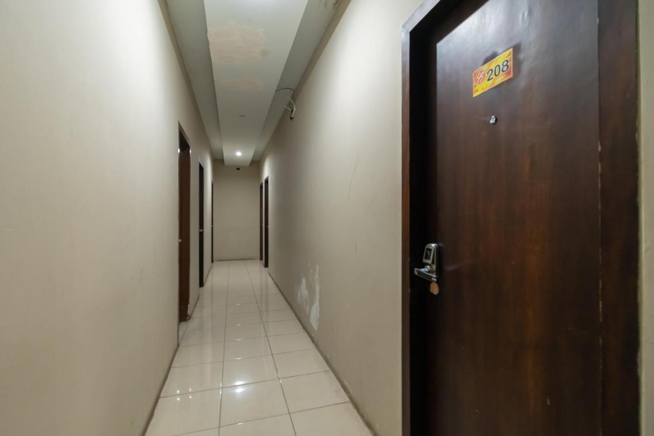 Urbanview Hotel Best Skip Palembang Luaran gambar