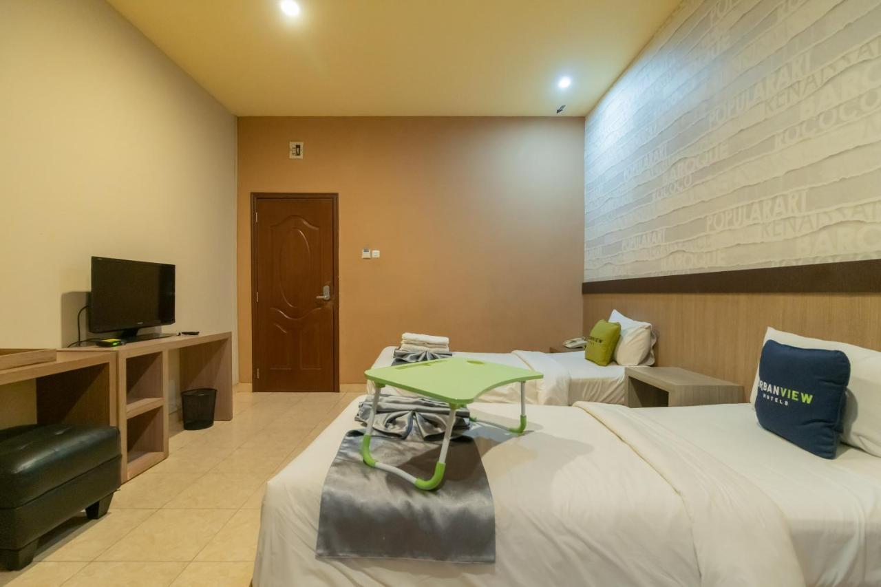 Urbanview Hotel Best Skip Palembang Luaran gambar